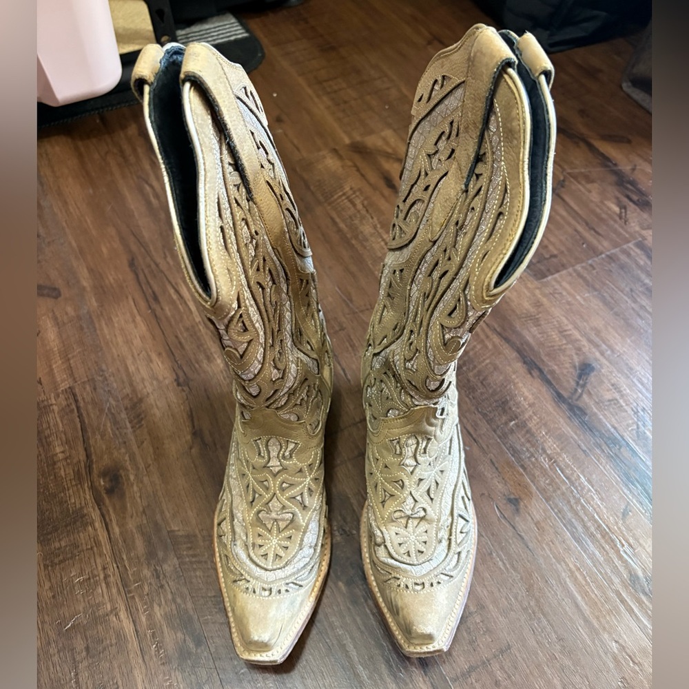 JB Dillon Tan with Sparkle Croc Print Inlay Snip Toe Western Cowboy Boots